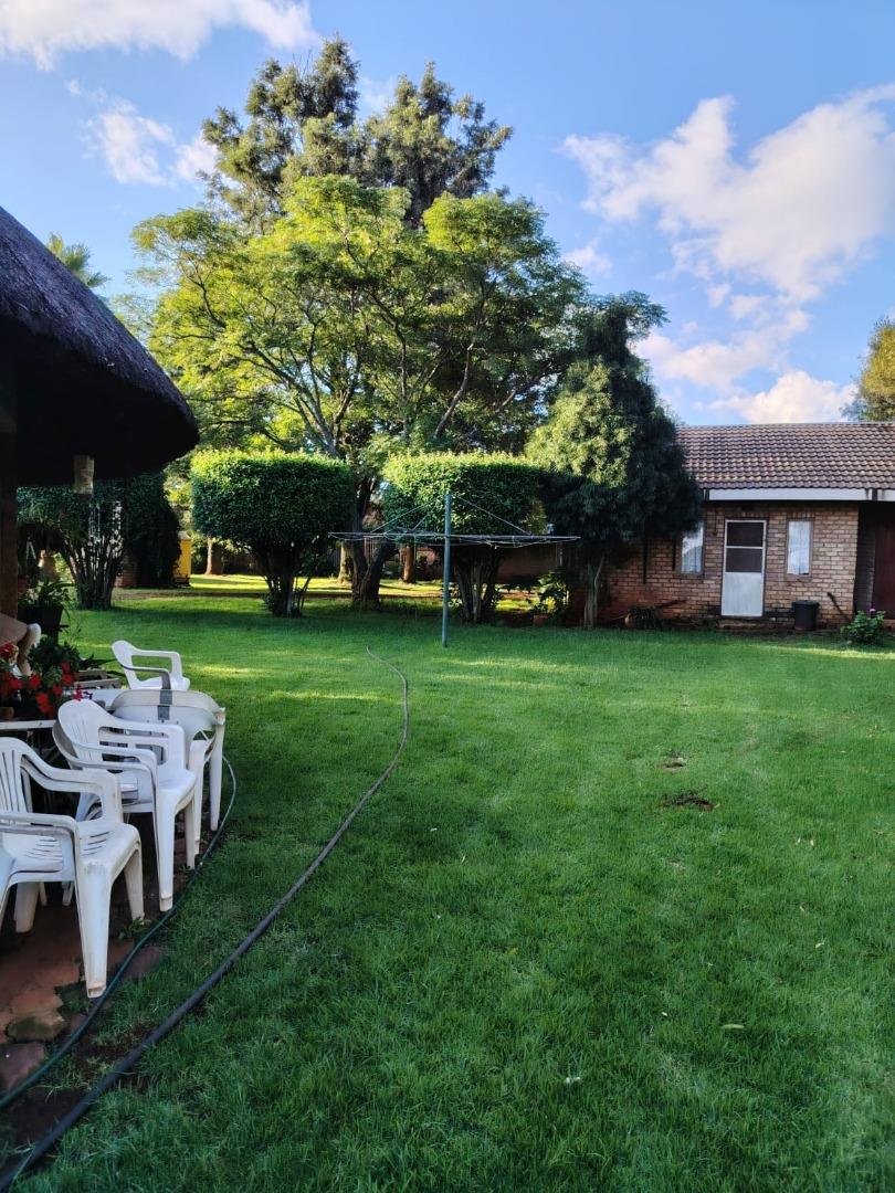 Commercial Property for Sale in Hartbeesfontein North West